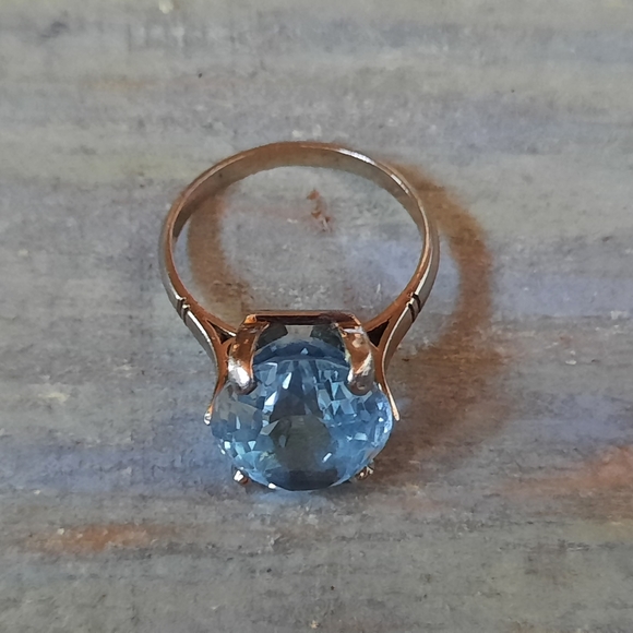 Vintage 18K White Gold Custom Made Aquamarine Ring 7.0 Carats - Picture 8 of 16